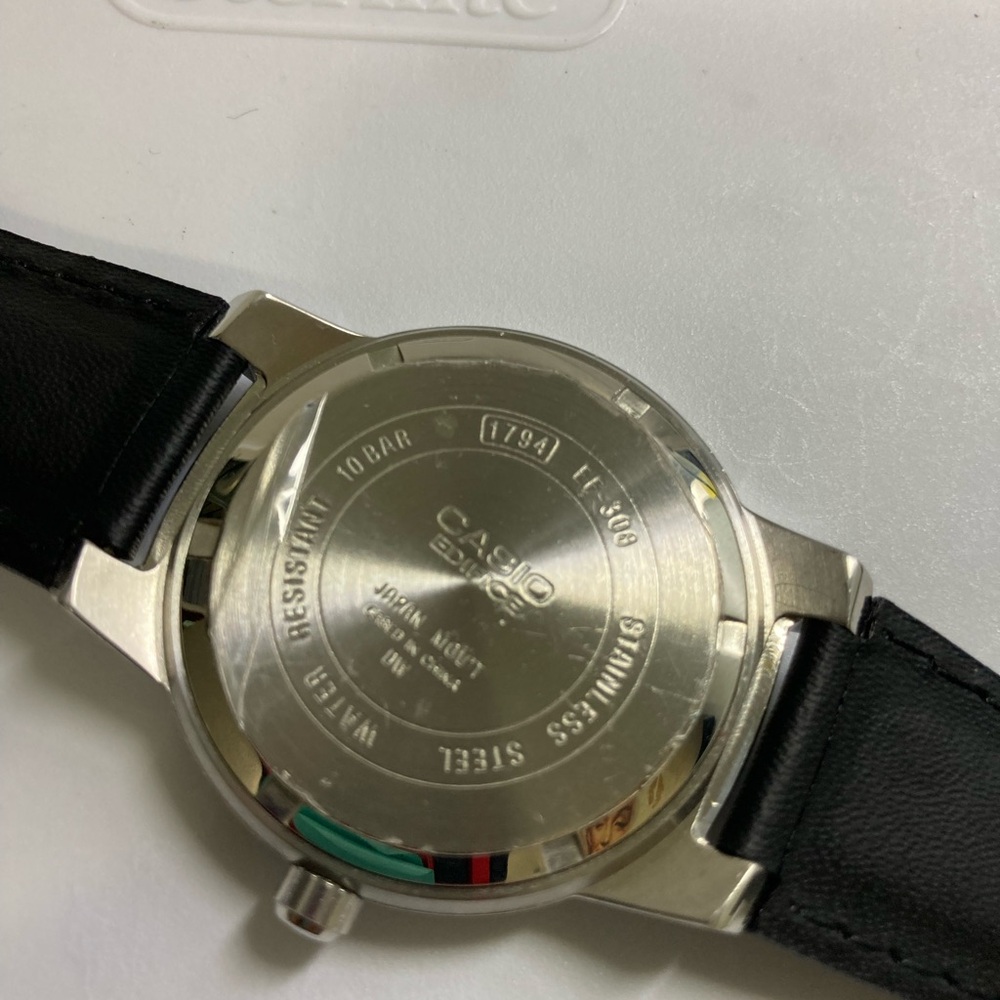 Casio edifice watch, black & silver dial, red accents, working battery, EF308 - Picture 11 of 13